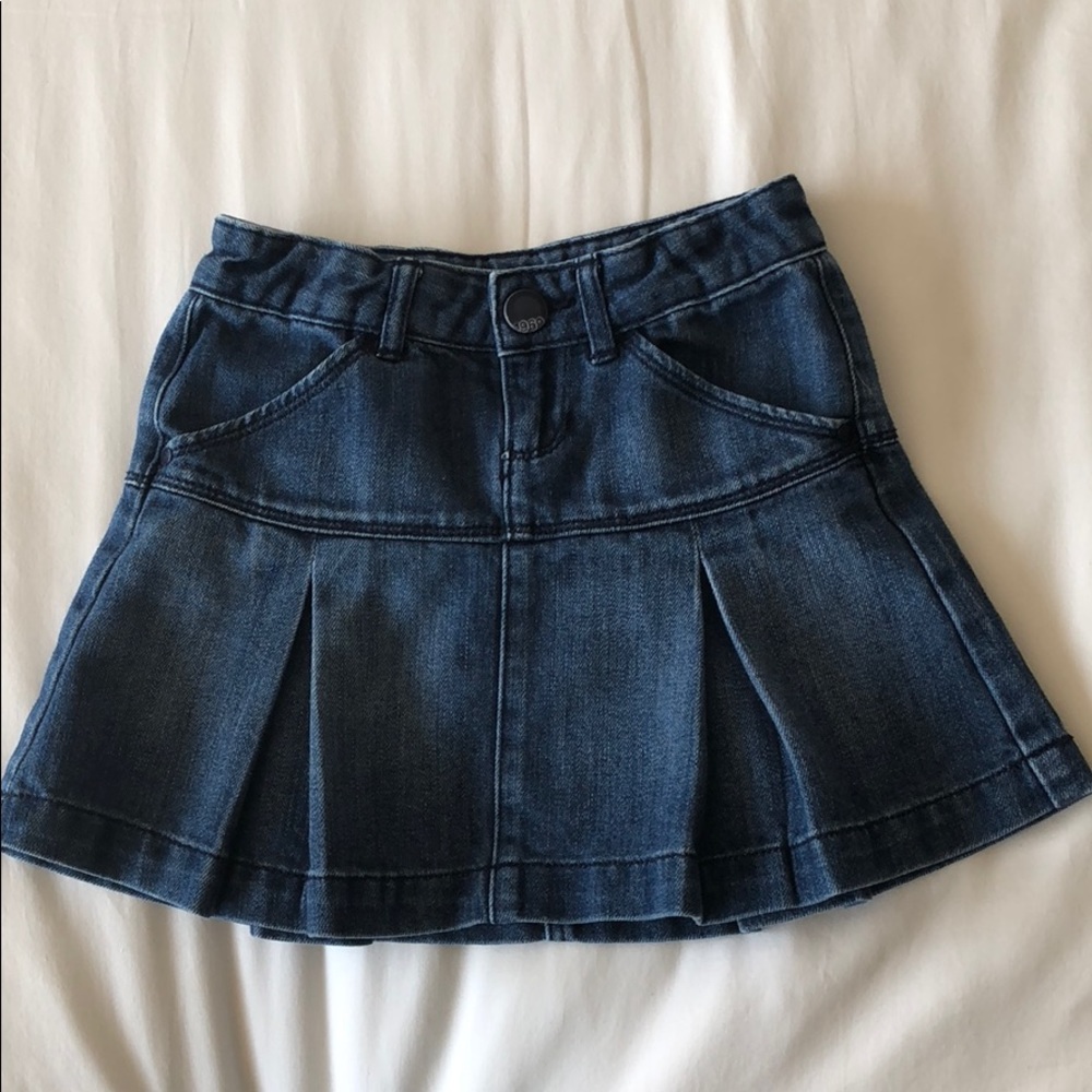 Girls pleated jean skirt